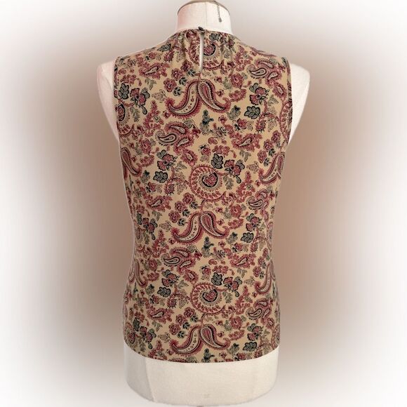 Practically new! Multicolored Chaps sleeveless floral keyhole top! - Picture 9 of 12